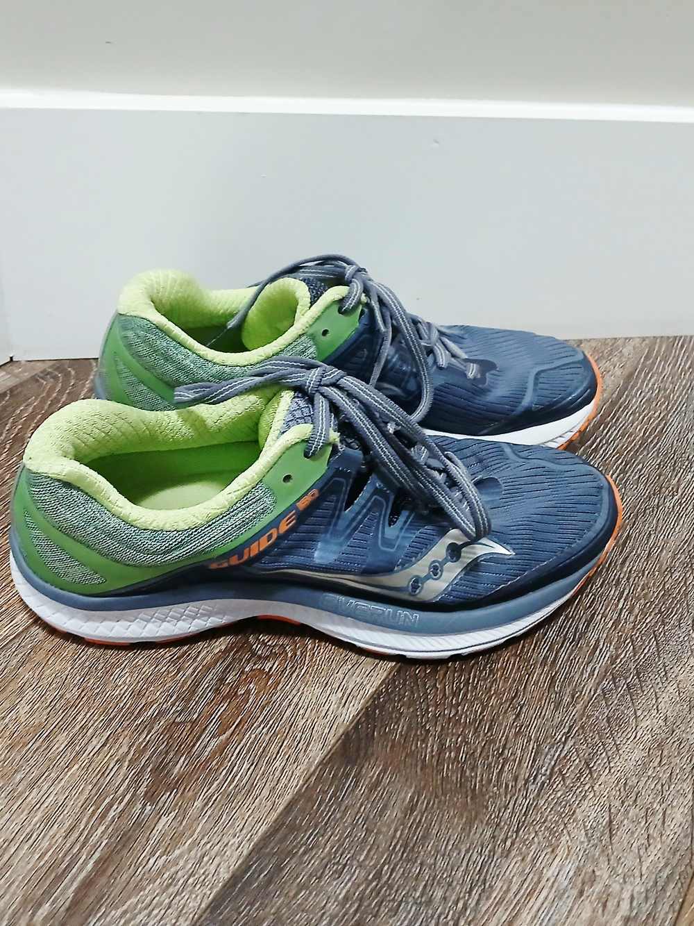 Saucony Guide Womens’s Running Shoes - Navy with Lime